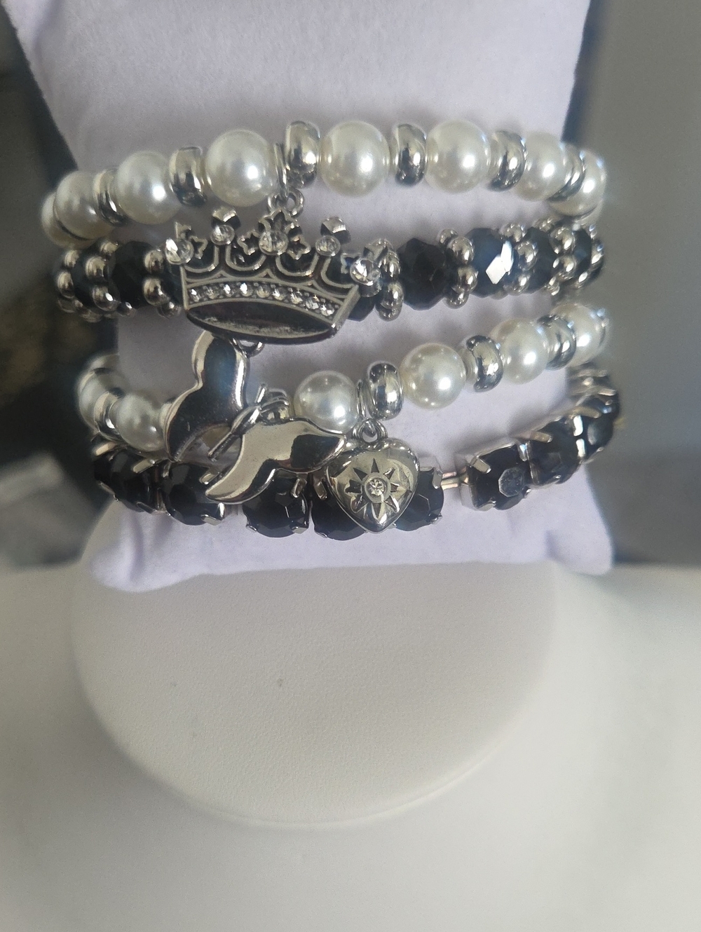 Paparazzi Feminine Charm Black Bracelet NWT